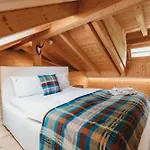 Hus -